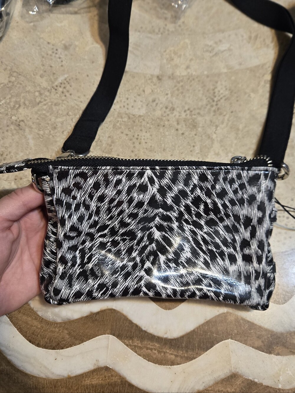 DEAL ALERT! 🥳 3 MINI BAGS FOR $15! Leopard Vacation Mini Bag